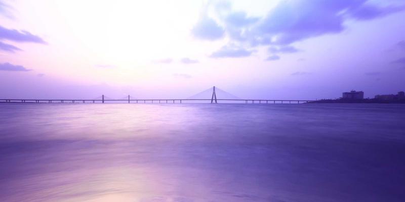 夜上海不止酒吧与霓虹：都市白领的SPA养生夜游，一场身心的深度充电